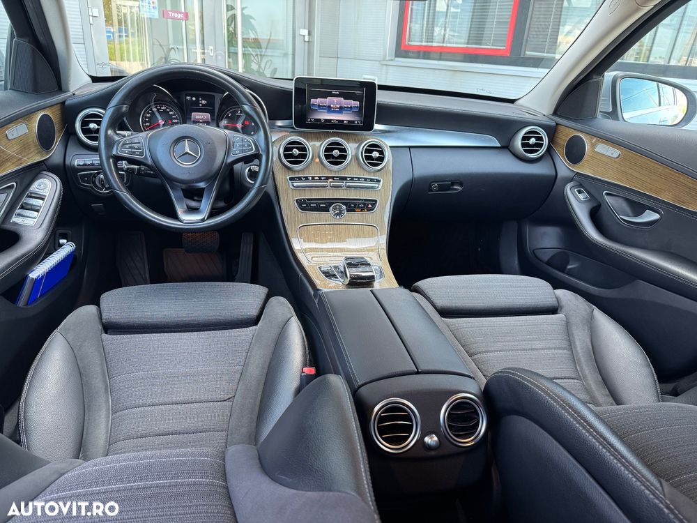 Mercedes-Benz C 220 (BlueTEC) d 7G-TRONIC Avantgarde - 11