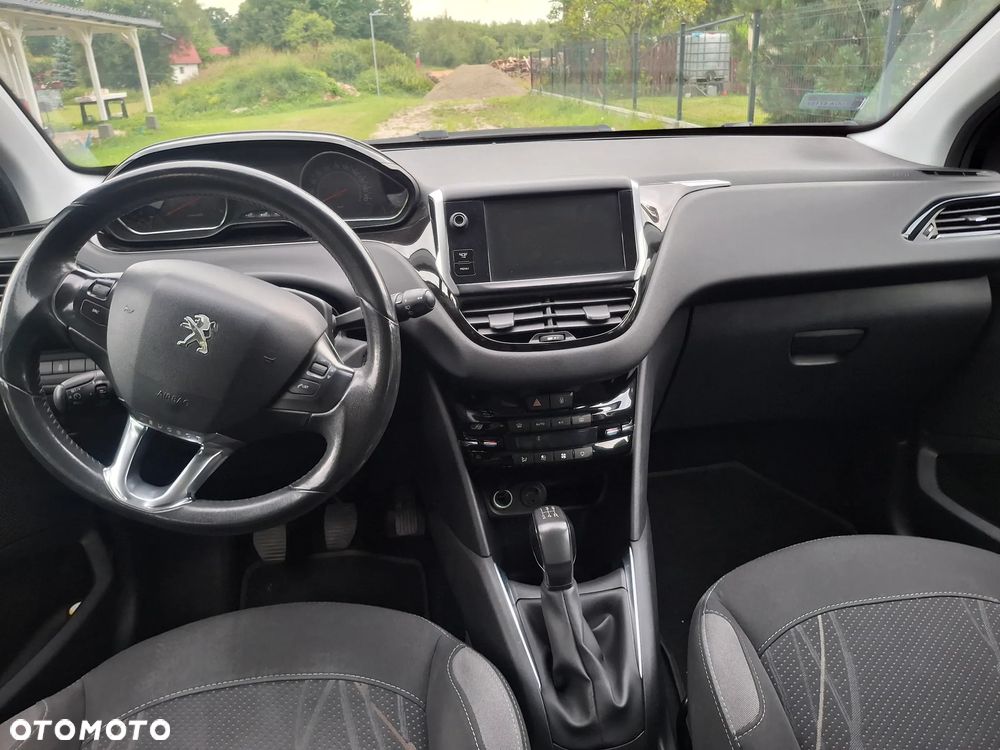 Peugeot 208 82 VTI Active - 8