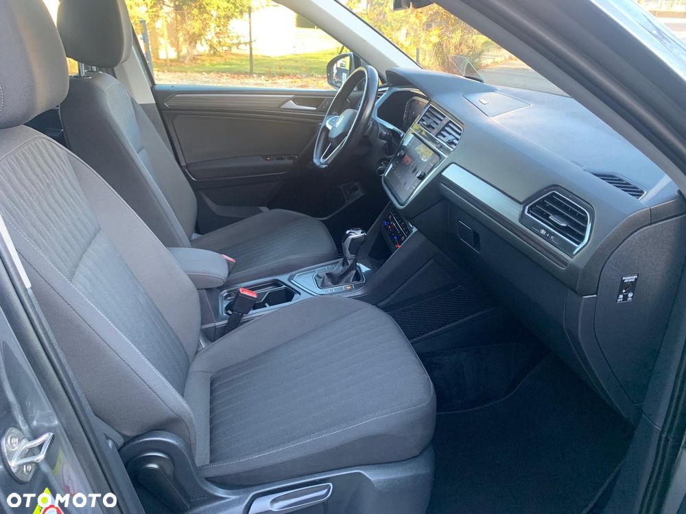 Volkswagen Tiguan Allspace 2.0 TDI SCR DSG Trendline - 30