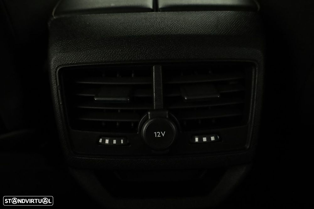 Peugeot 3008 1.2 PureTech GT EAT8 - 24