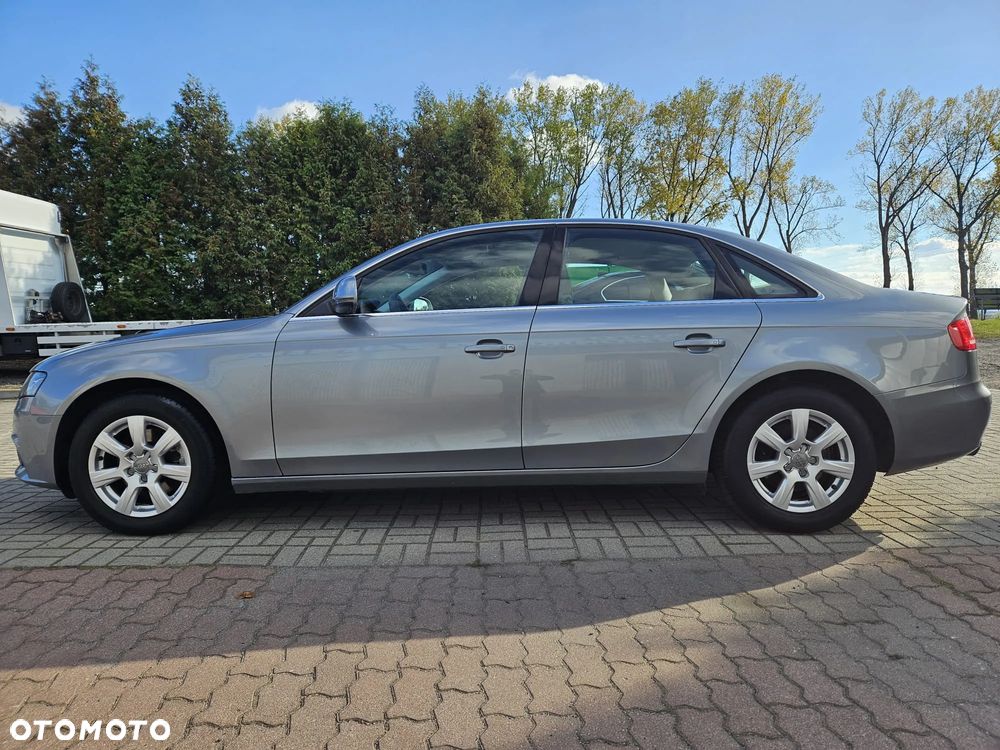 Audi A4 Limousine - 22