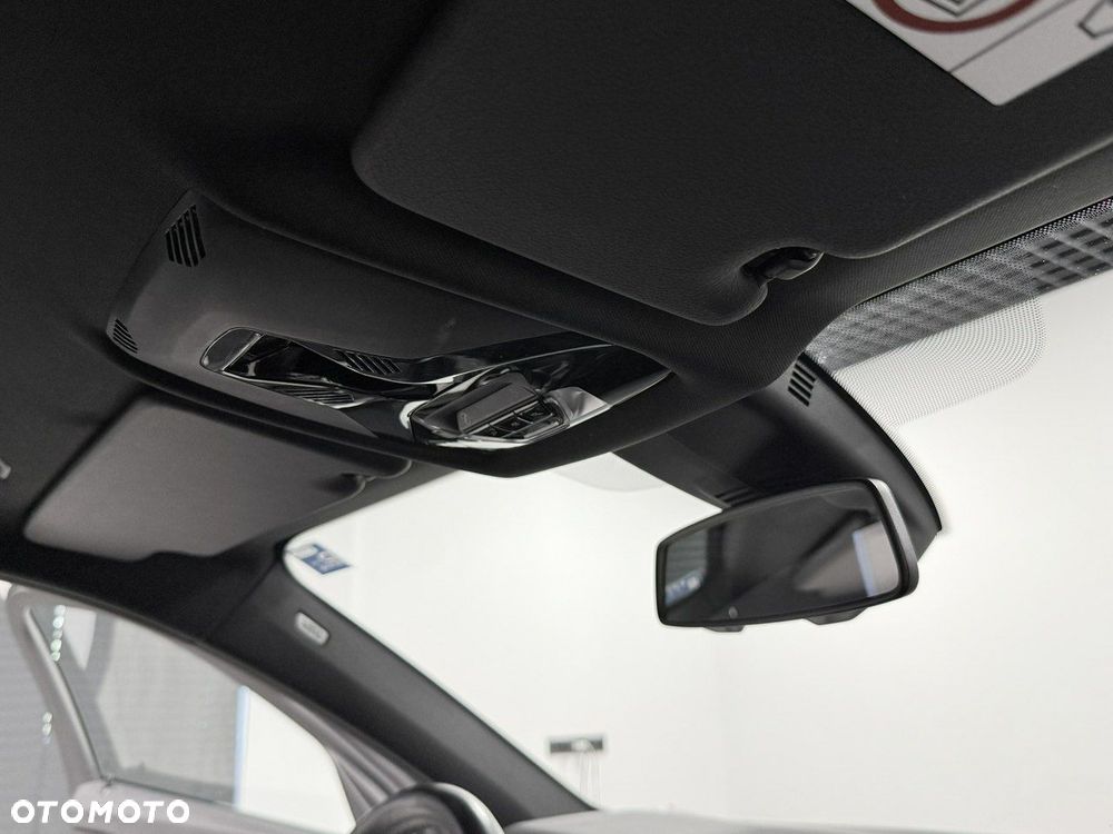 BMW Seria 1 118i M Sport - 25