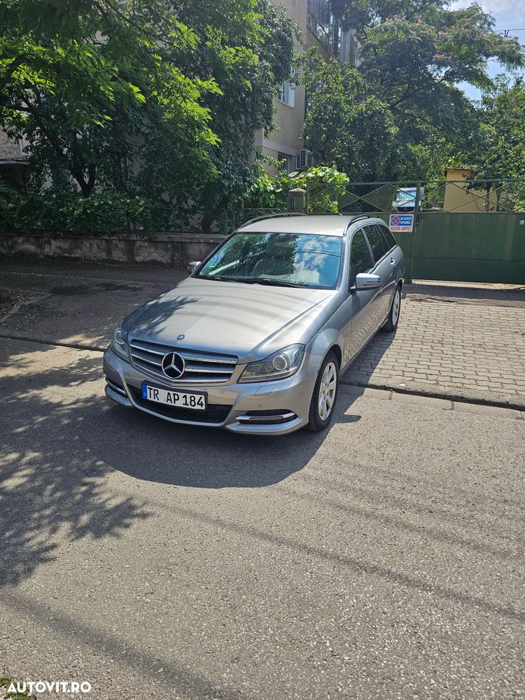 Mercedes-Benz C - 6