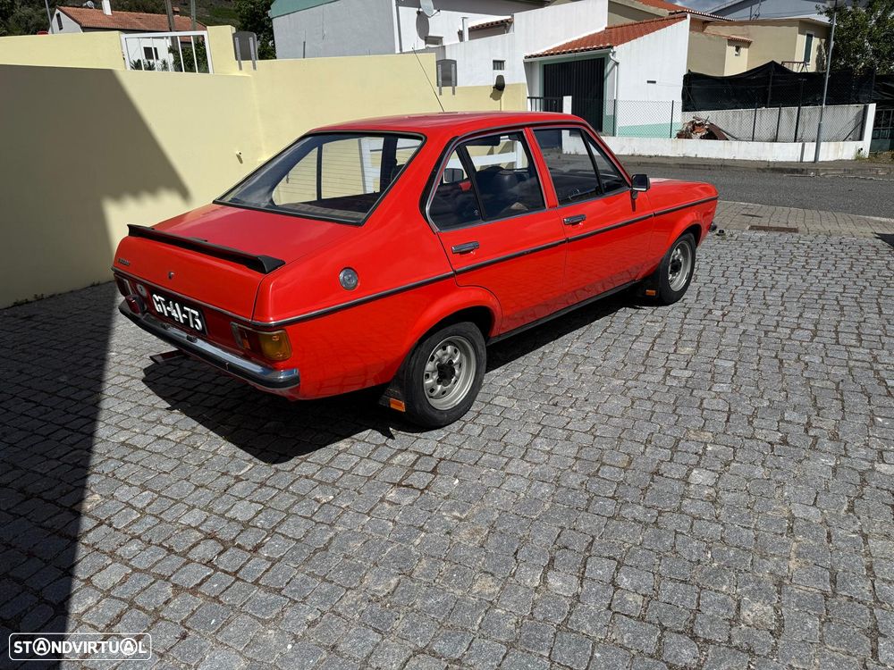 Ford Escort - 5