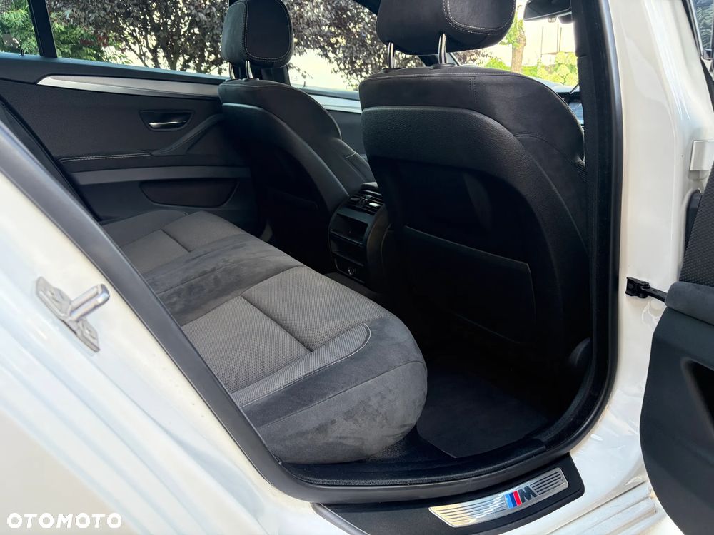 BMW Seria 5 520d M Sport Edition - 24