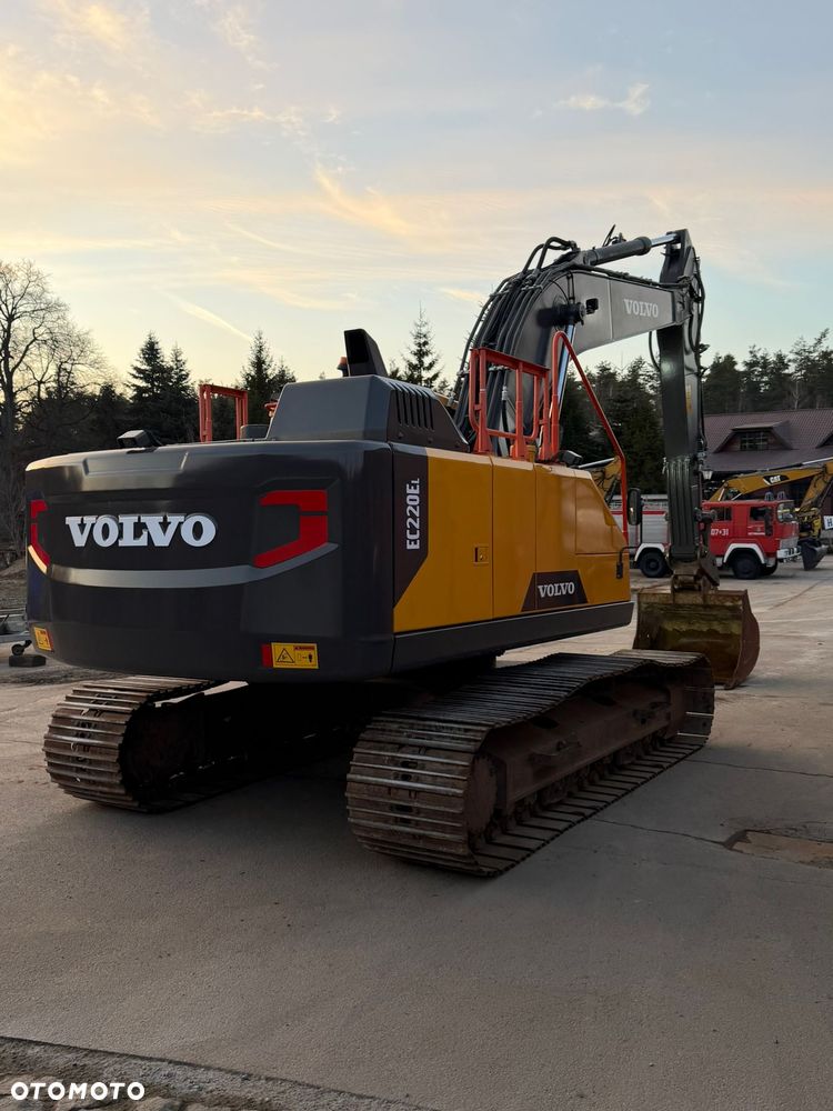 Volvo EC220EL - 6