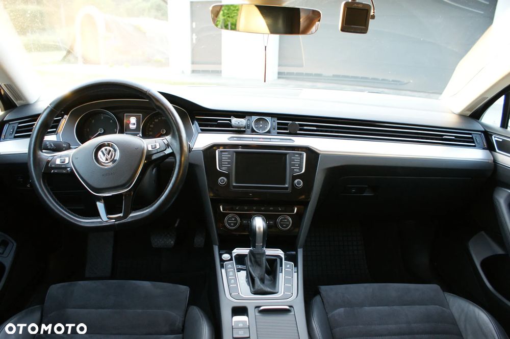 Volkswagen Passat 2.0 TDI BMT 4Mot Highline DSG - 10
