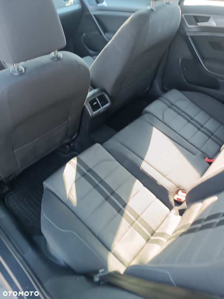 Volkswagen Golf - 7