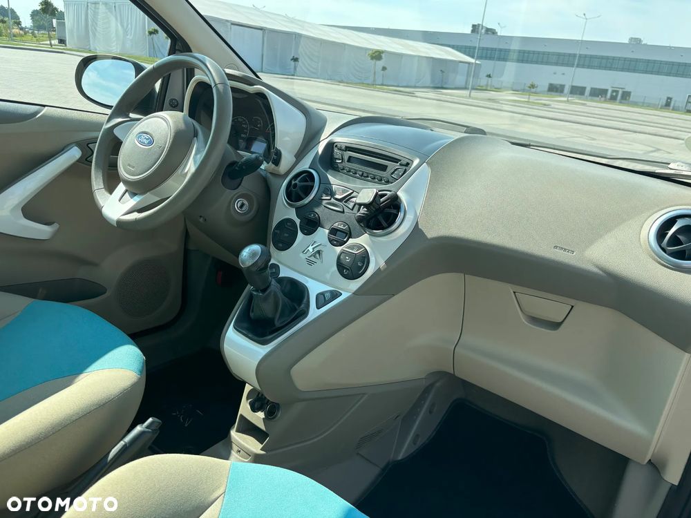 Ford KA 1.2 Titanium (air4) - 5