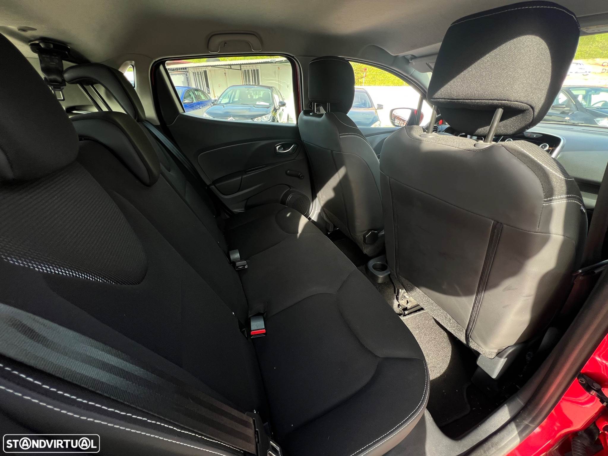 Renault Clio 1.5 dCi Confort - 11
