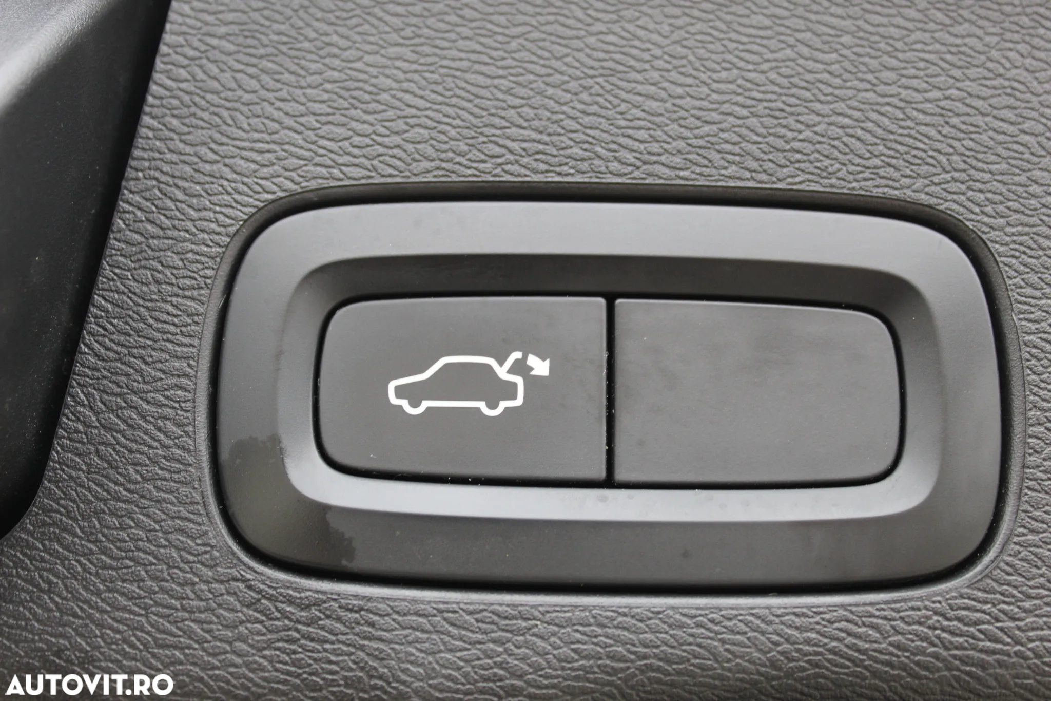 Volvo XC 60 B4 MHEV AT8 AWD Inscription - 35