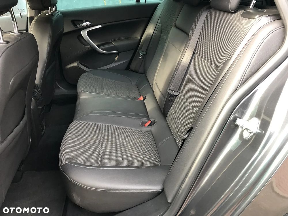 Opel Insignia 2.0 CDTI Edition - 10
