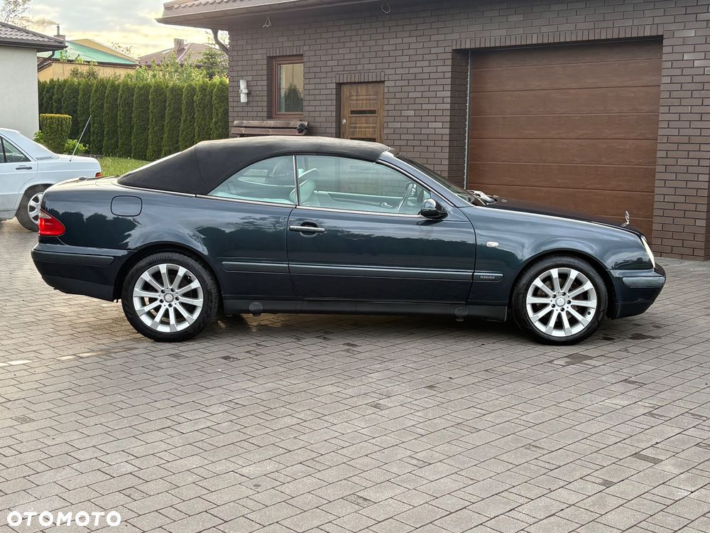 Mercedes-Benz CLK - 14