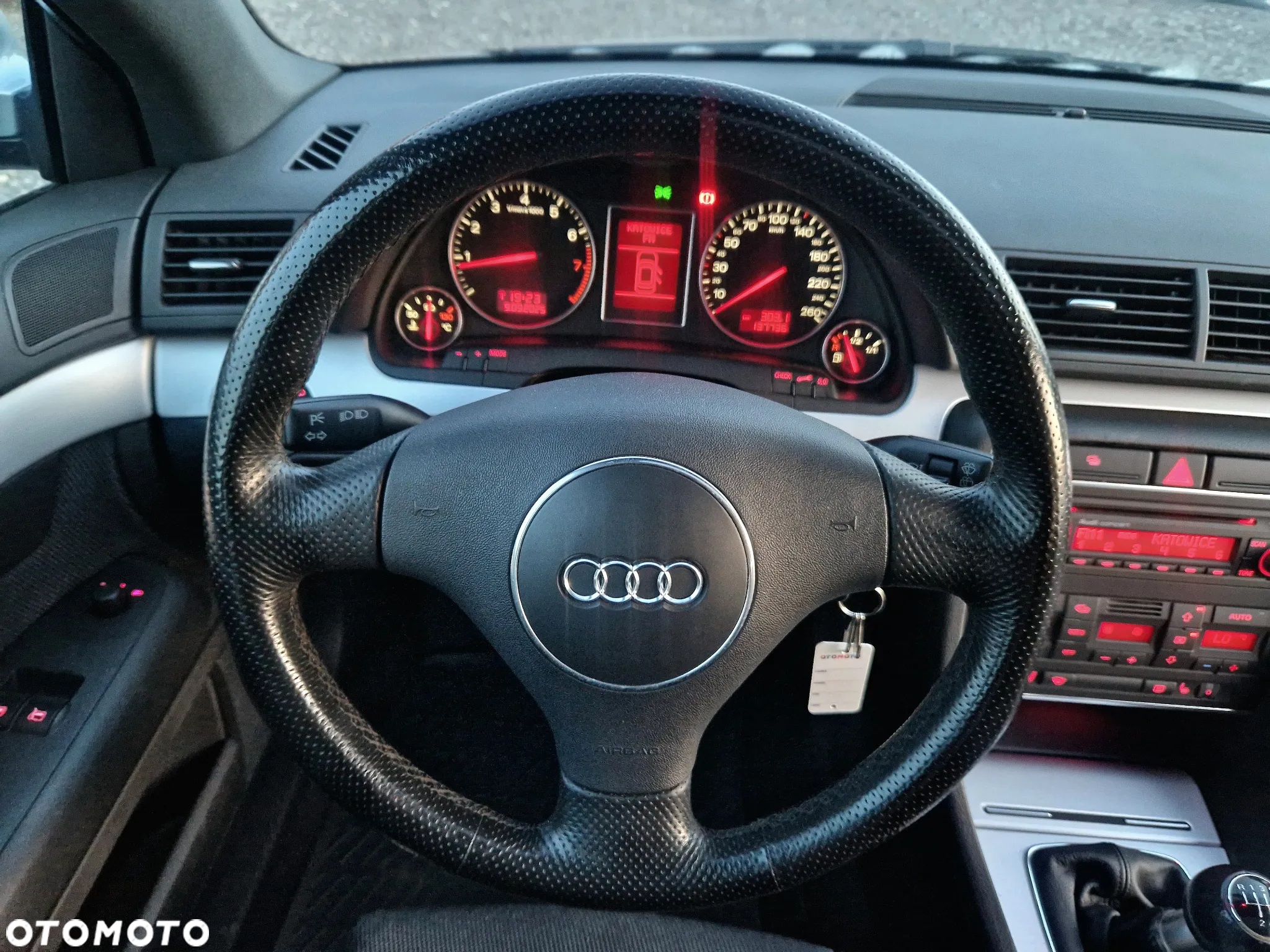 Audi A4 Avant - 16