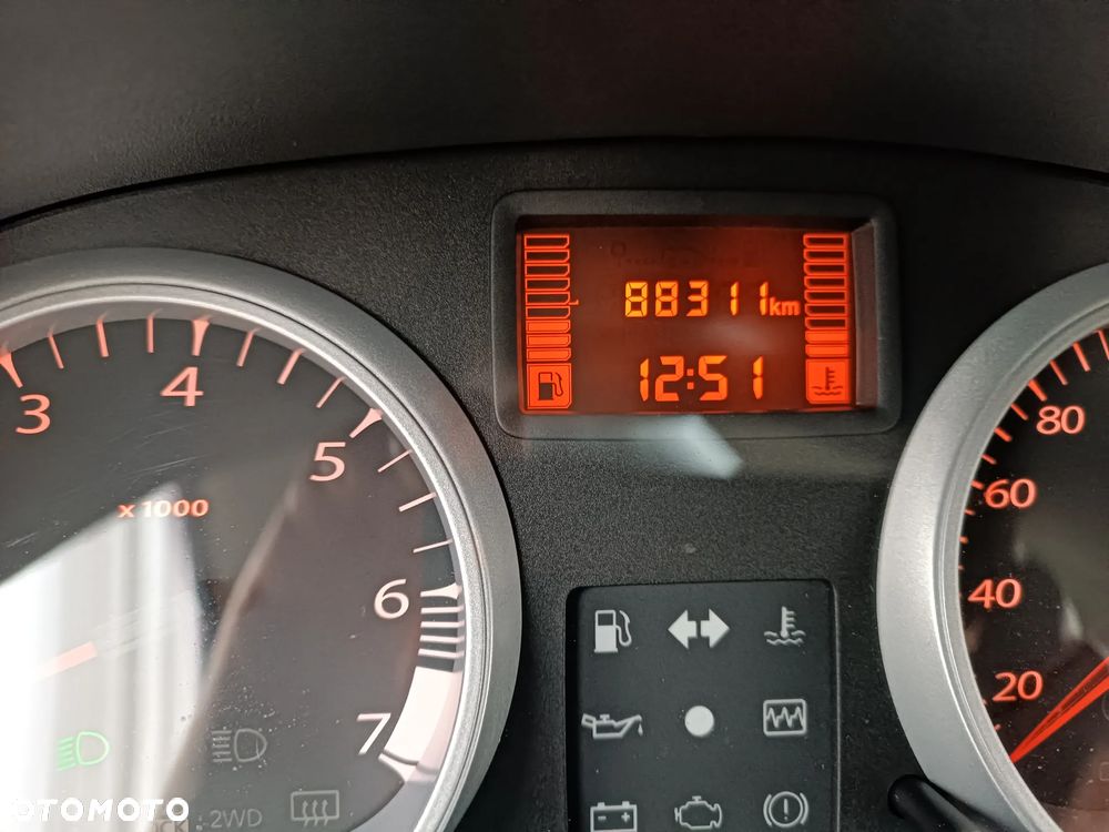 Dacia Duster 1.6 Laureate 4x4 - 2