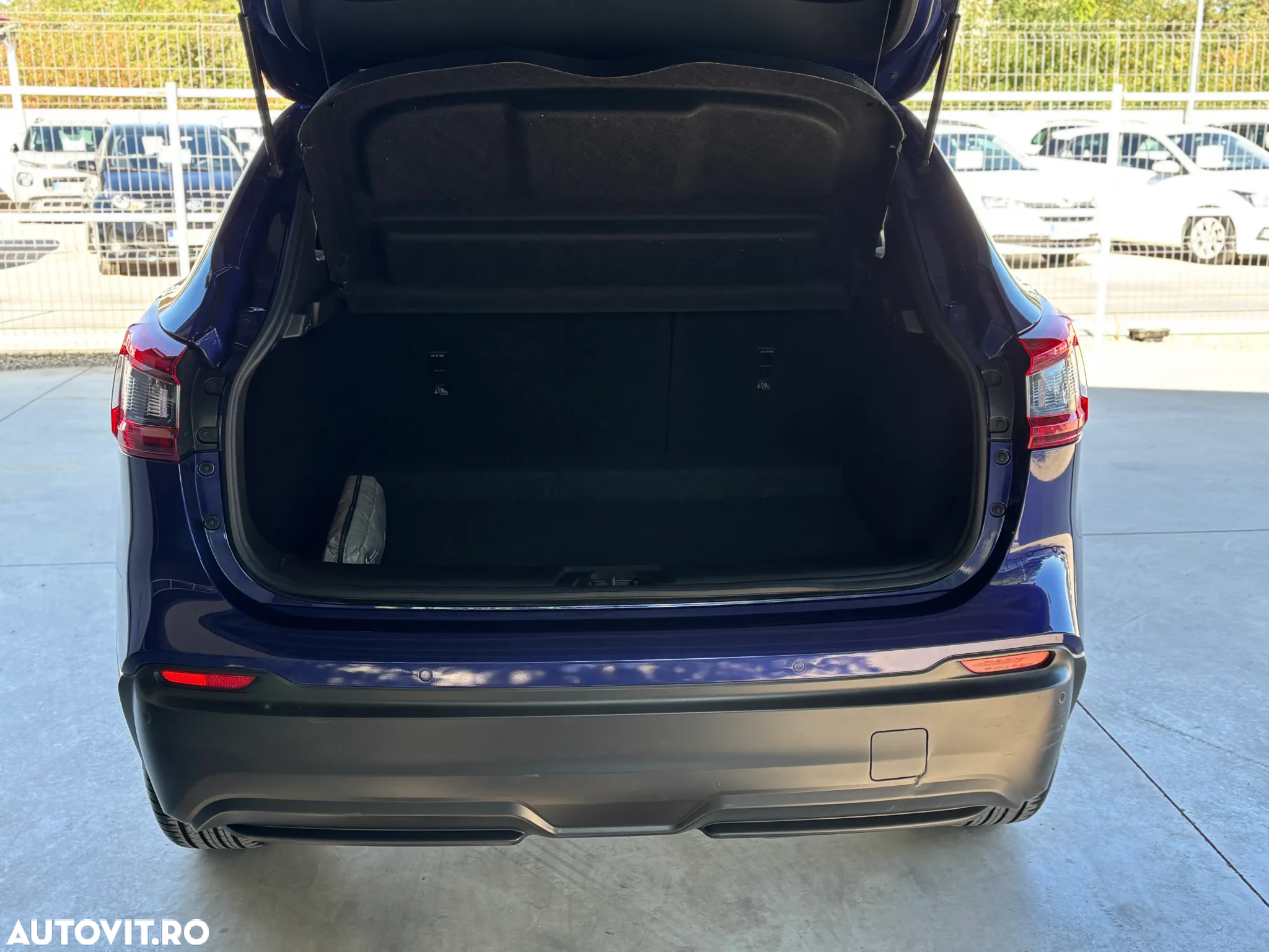 Nissan Qashqai 1.5 DCI N-CONNECTA - 9