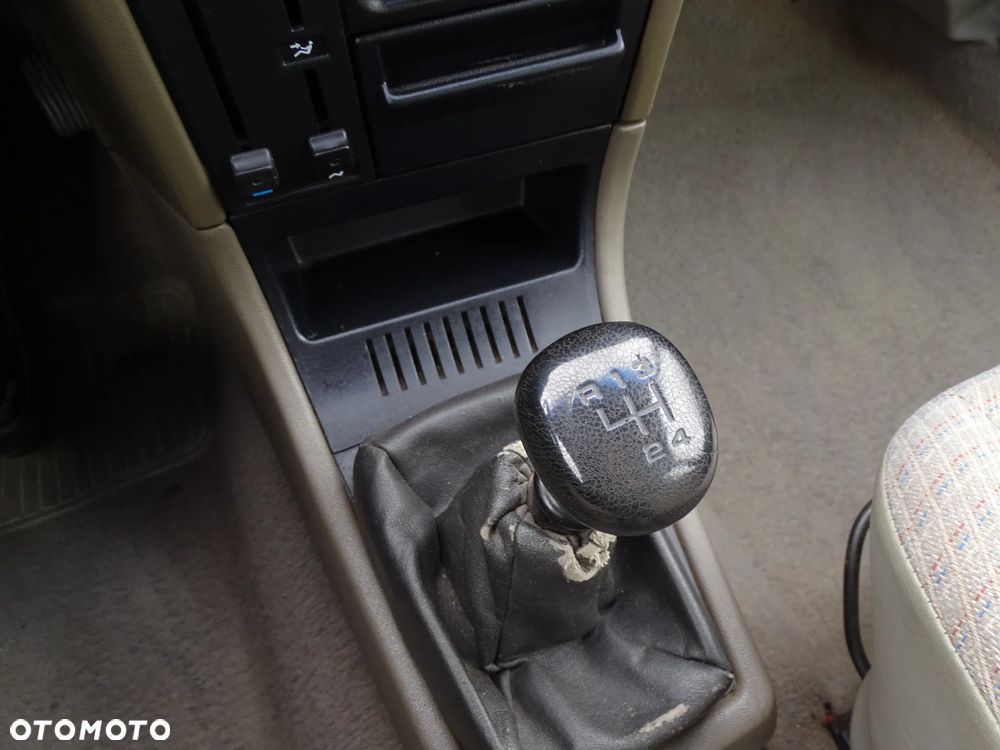 Opel Kadett 1.4 LS - 6