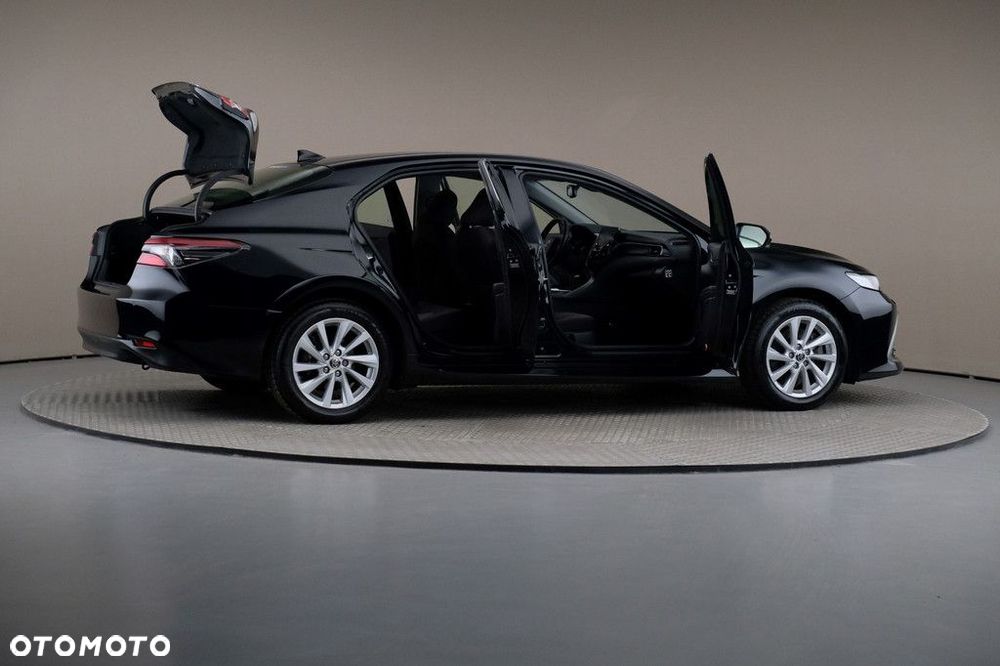 Toyota Camry 2.5 Hybrid Comfort CVT - 6
