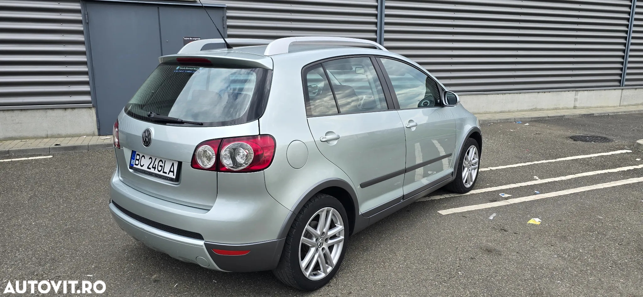 Volkswagen Golf Plus Cross 1.6 - 2