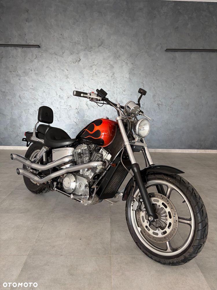 Honda VT - 2