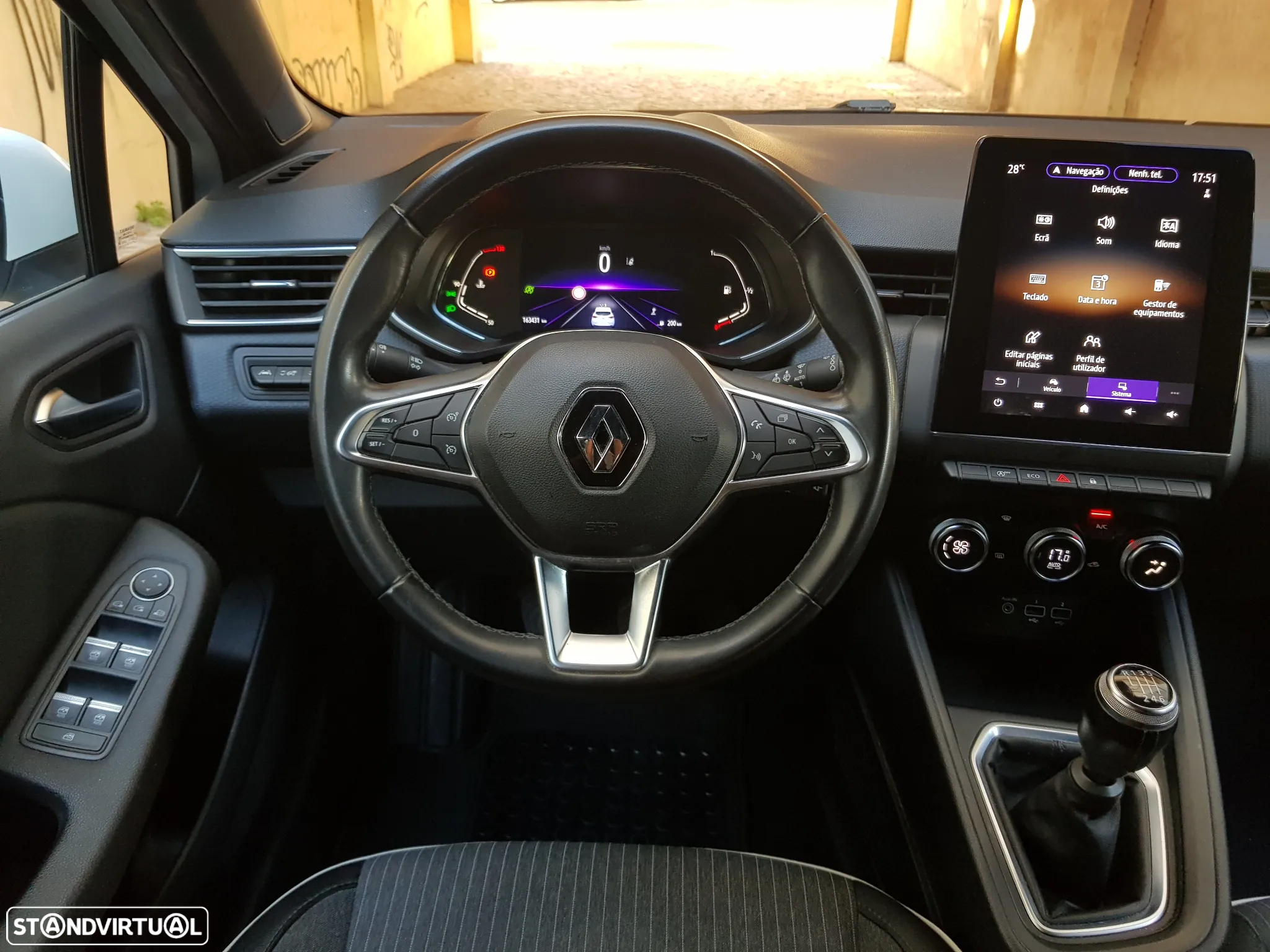 Renault Clio 1.5 Blue dCi Exclusive - 15