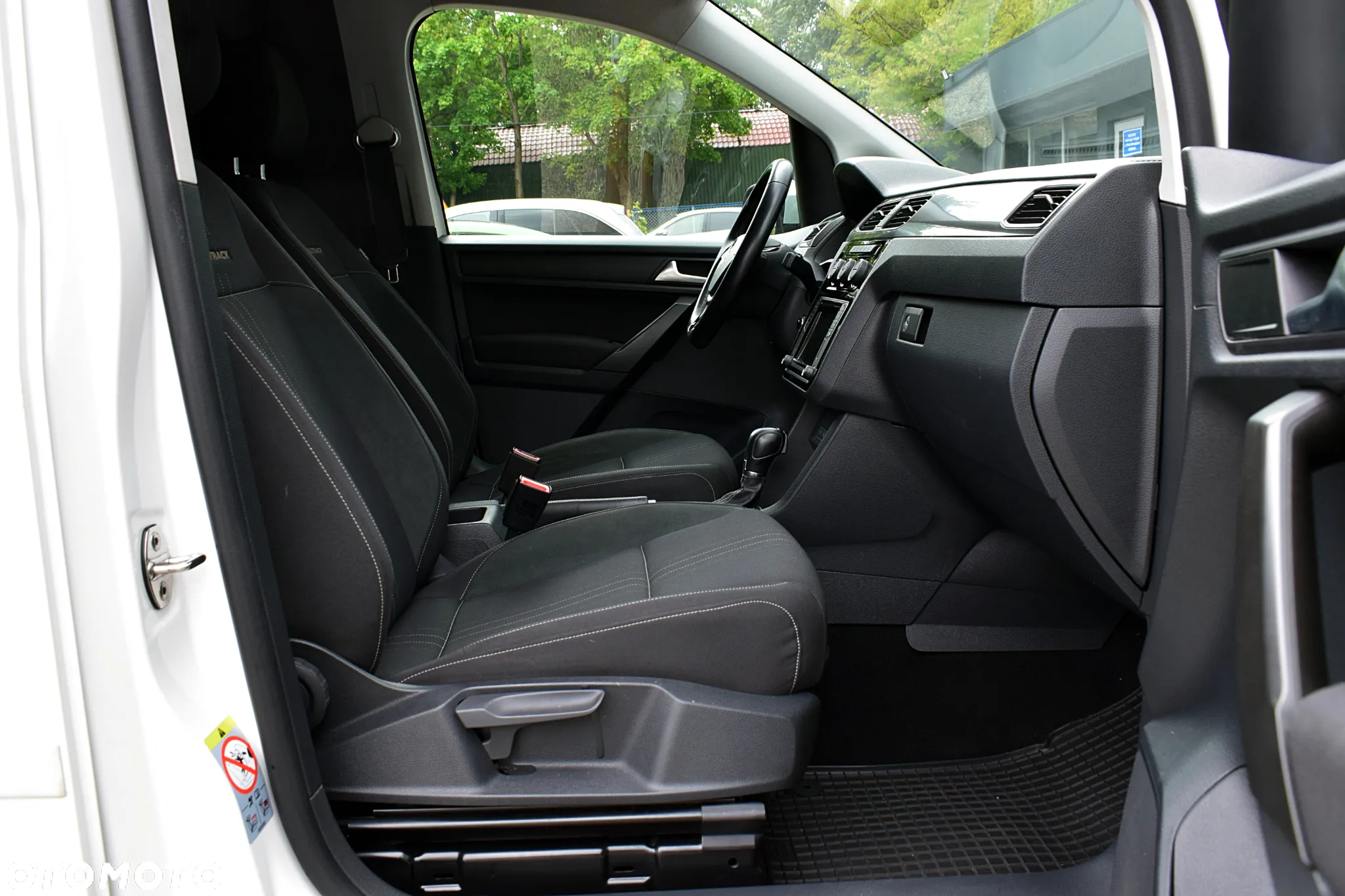 Volkswagen Caddy 2.0 TDI Alltrack DSG - 6