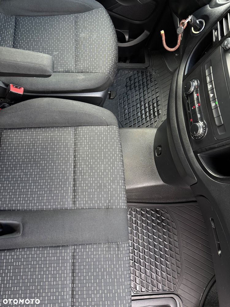 Mercedes-Benz Vito Tourer Extralang EDITION - 22