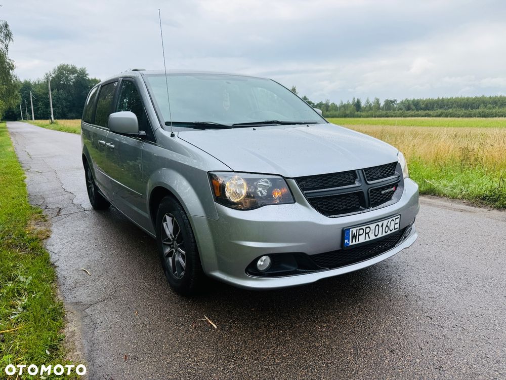 Dodge Grand Caravan 3.6 R/T - 1