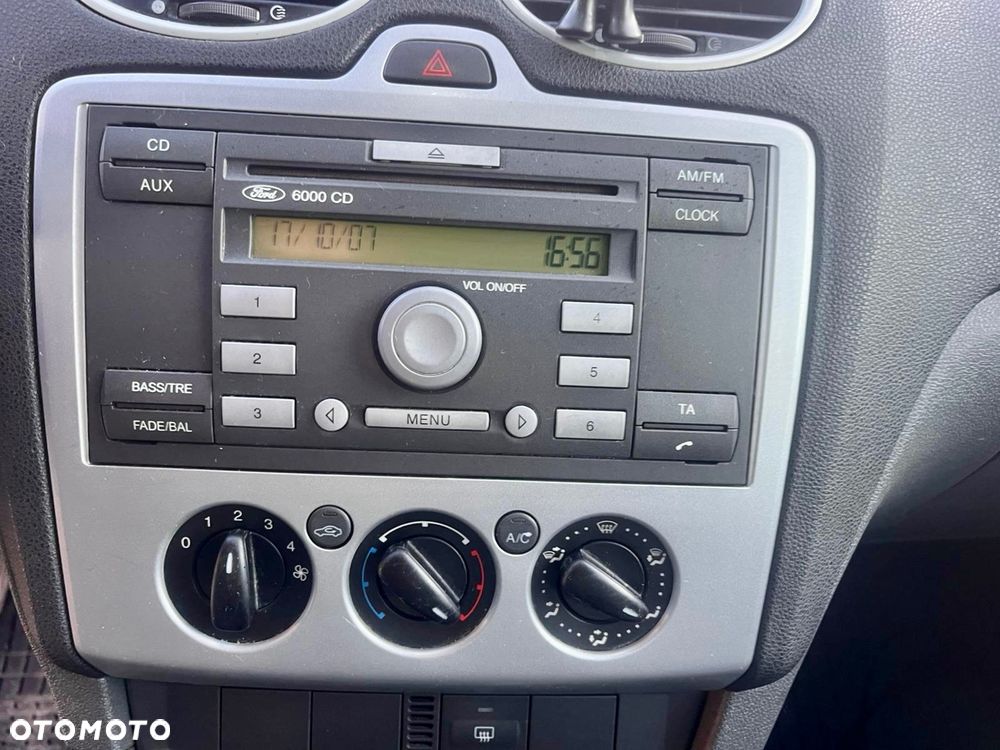Ford Focus - 19