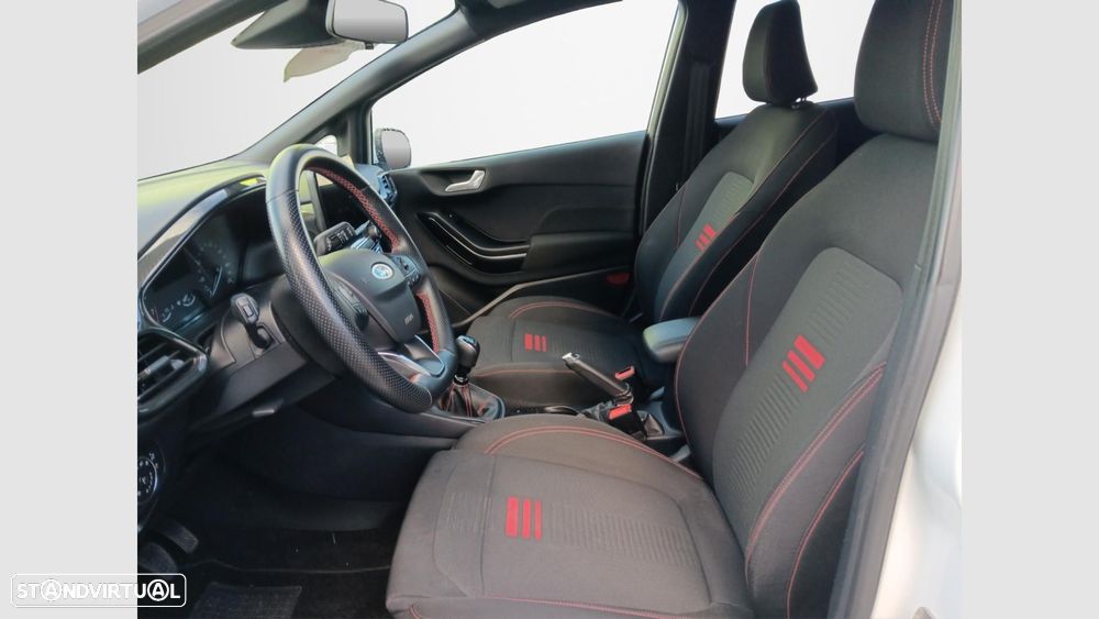Ford Fiesta 1.0 EcoBoost ST-Line - 12