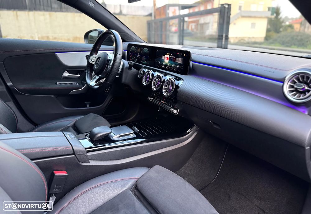 Mercedes-Benz CLA 250 e Shooting Brake AMG Line - 38