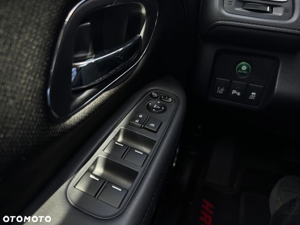 Honda HR-V 1.5 Executive (ADAS) CVT - 13