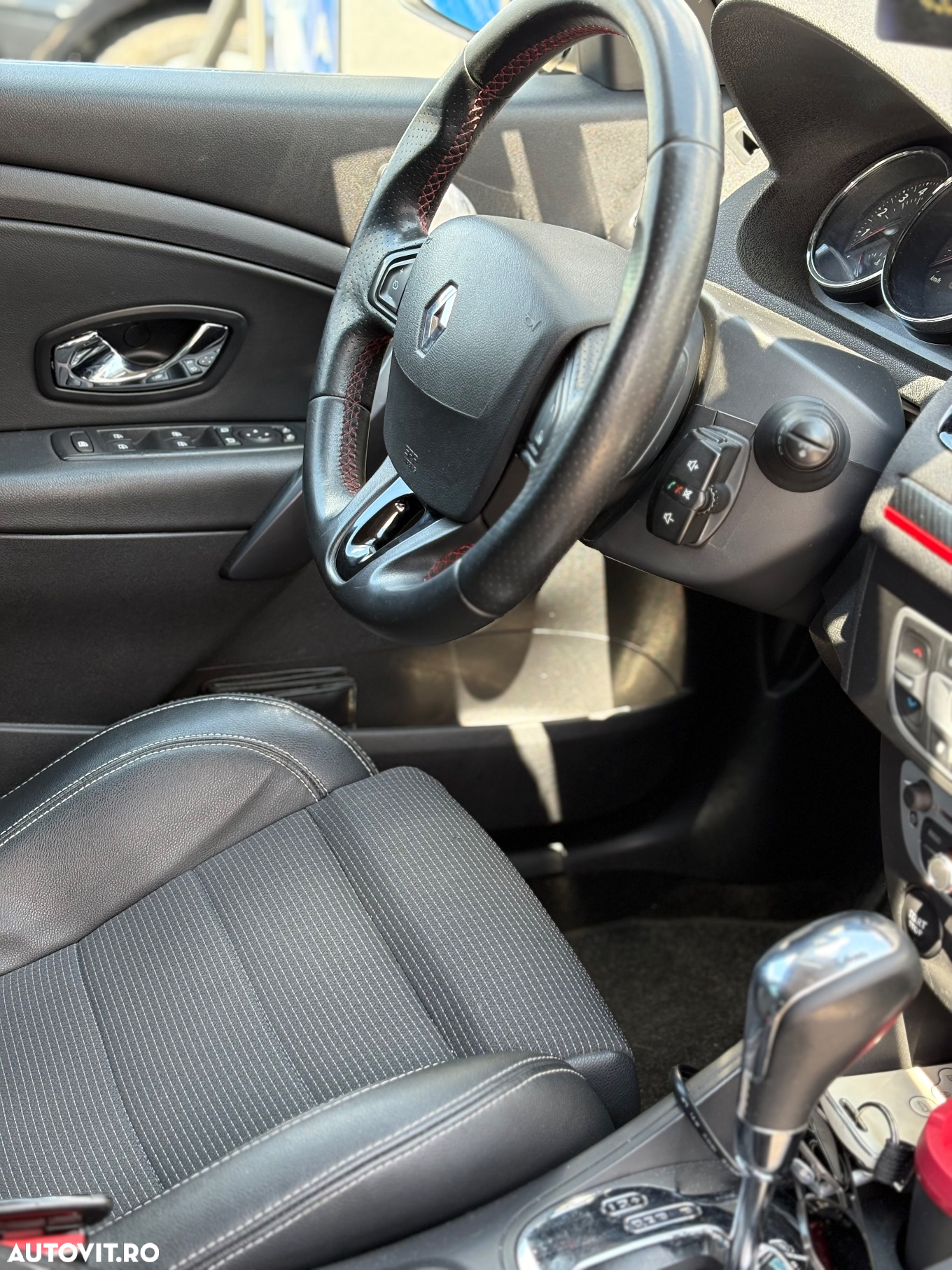 Renault Megane Sport Tourer 1.5 dCi GT Line Aut. - 8