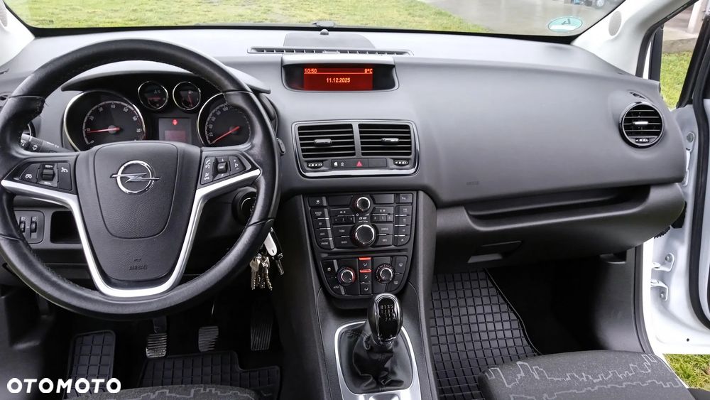 Opel Meriva 1.4 Design Edition - 8