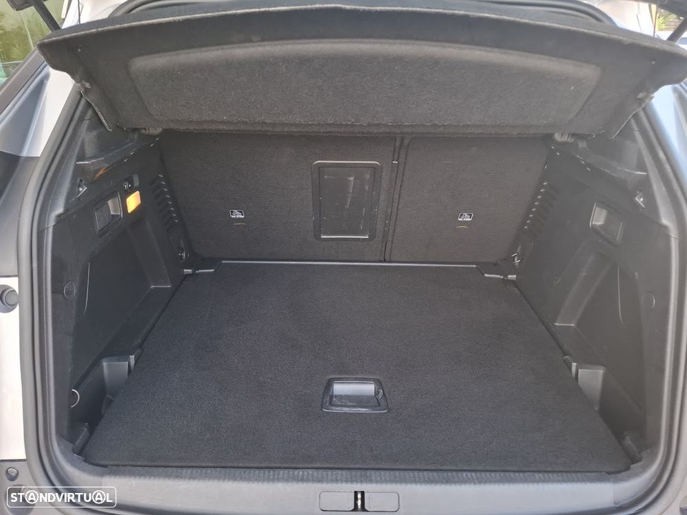 Peugeot 3008 PureTech 130 Stop & Start GPF EAT8 Active Business-Pack - 48