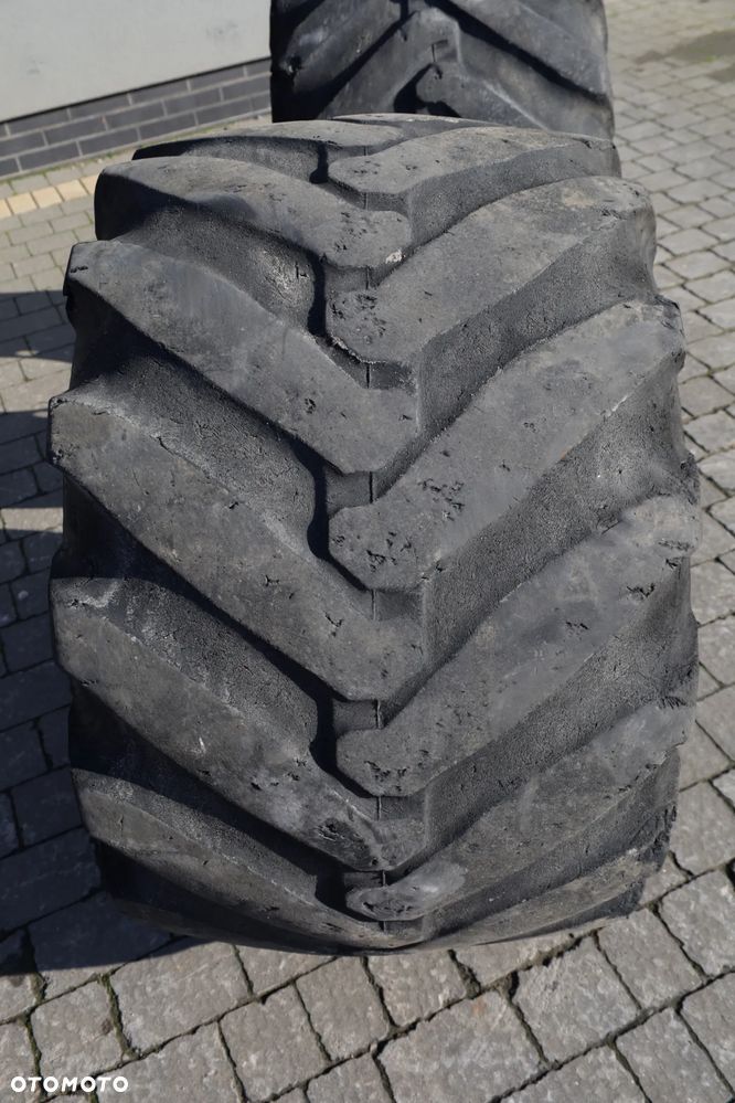 Koła R22.5 Nokian 600/50- 22.5 do koparki opony balony 20 płótna - 13