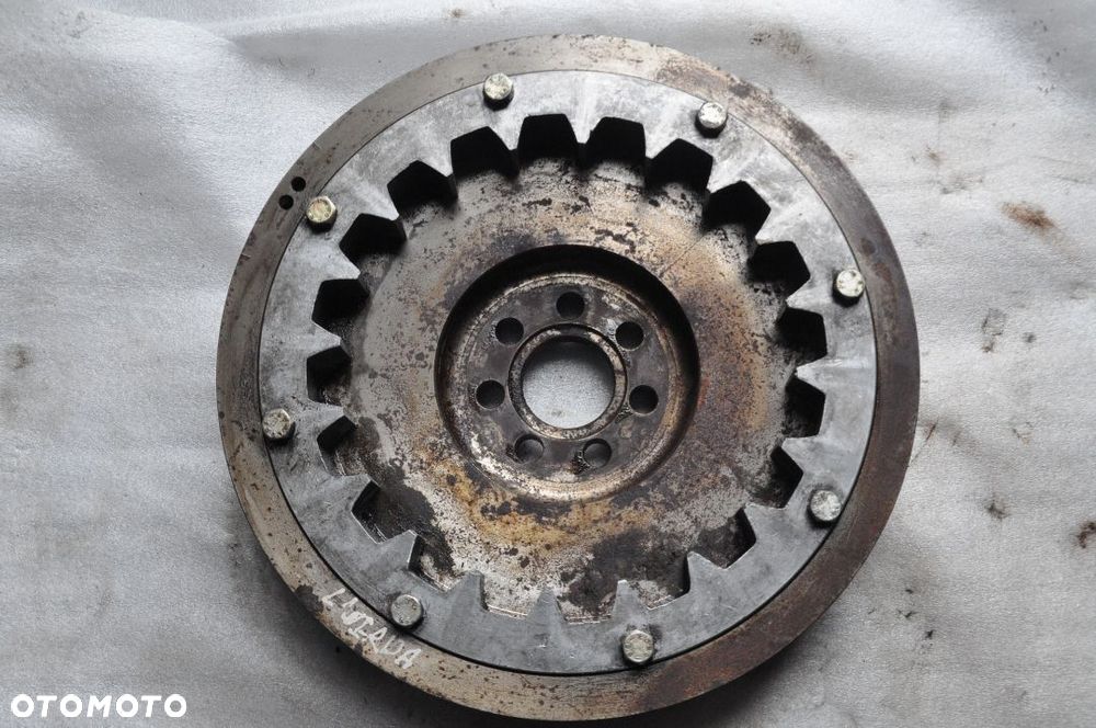 KOŁO ZAMACHOWE LAVERDA NR 4732837 - 3