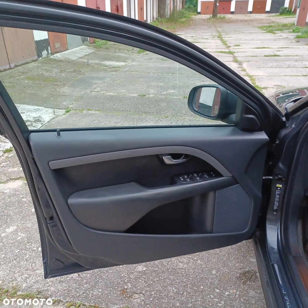 Volvo V70 2.0D Entry - 19