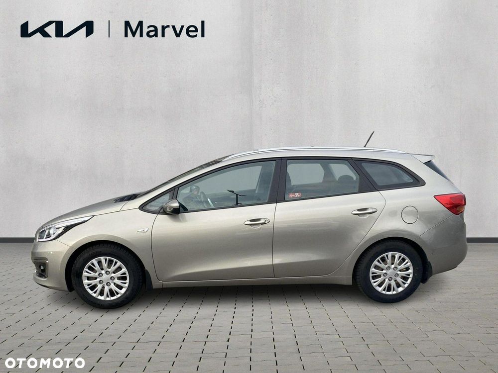 Kia Ceed - 8