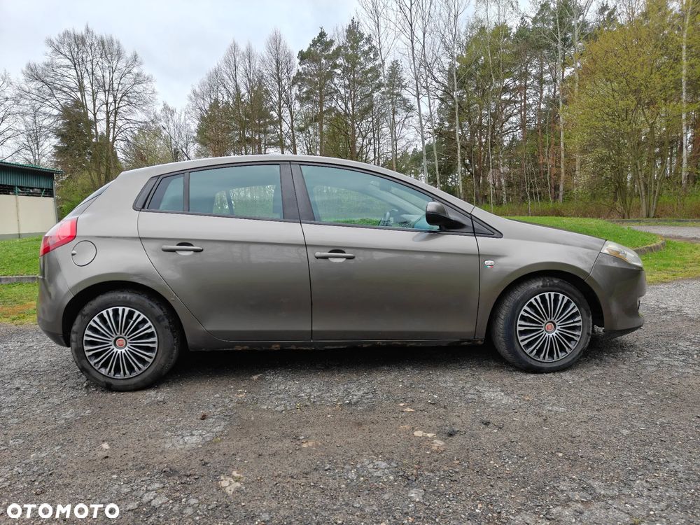 Fiat Bravo 1.9 Multijet Estiva Blue&Me - 4