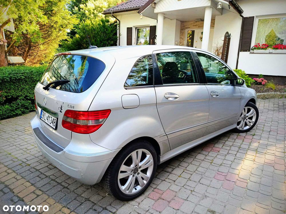 Mercedes-Benz Klasa B - 2