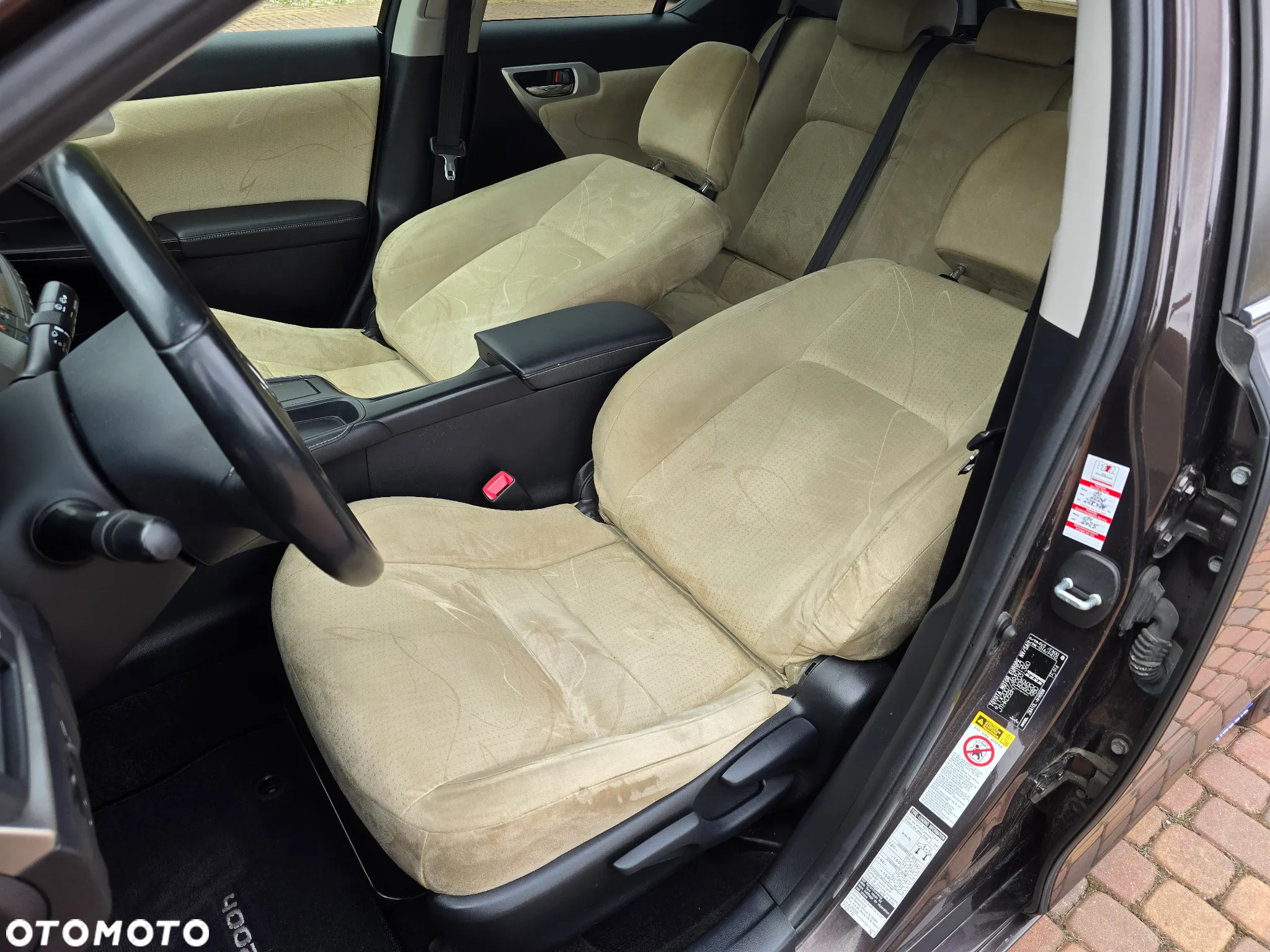 Lexus CT 200h Prestige - 24