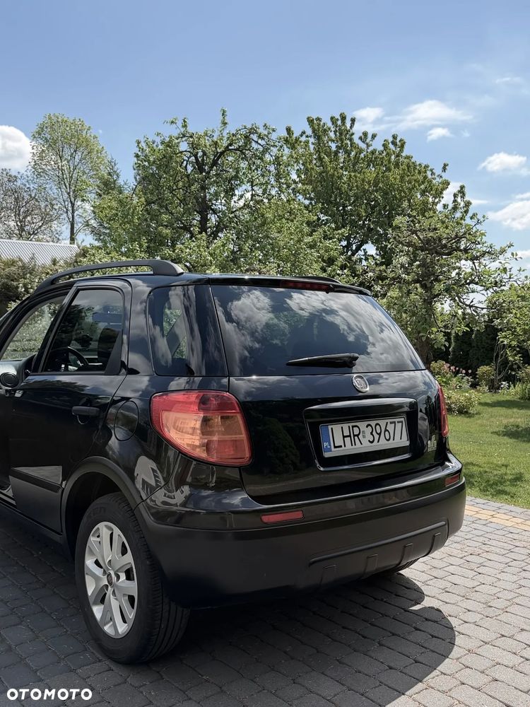 Fiat Sedici - 2