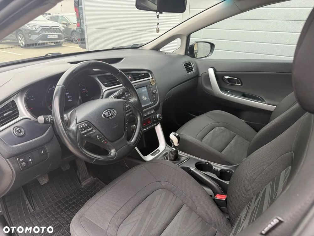 Kia Ceed 1.6 GDI L Business Line - 7