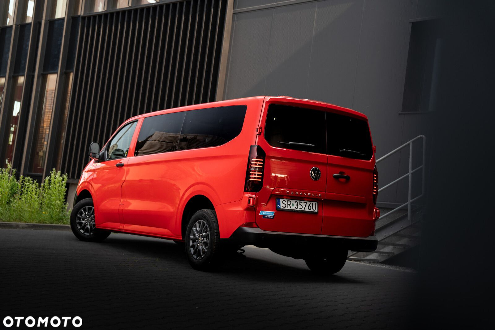 Volkswagen Caravelle - 3