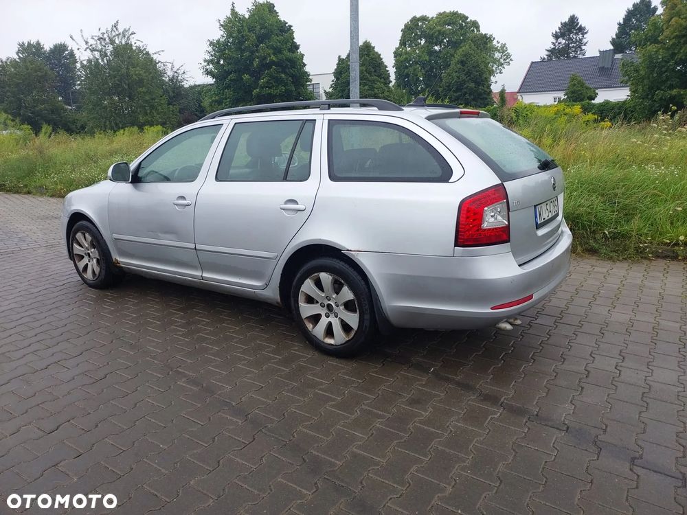 Skoda Octavia 2.0 TDI Ambiente - 12