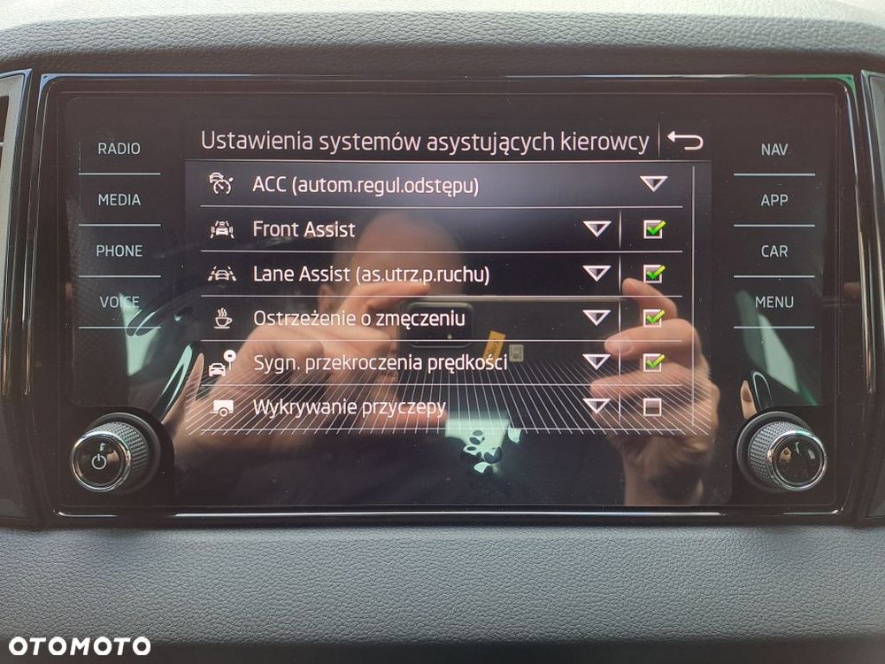 Skoda Karoq 2.0 TSI 4x4 Sportline DSG - 17