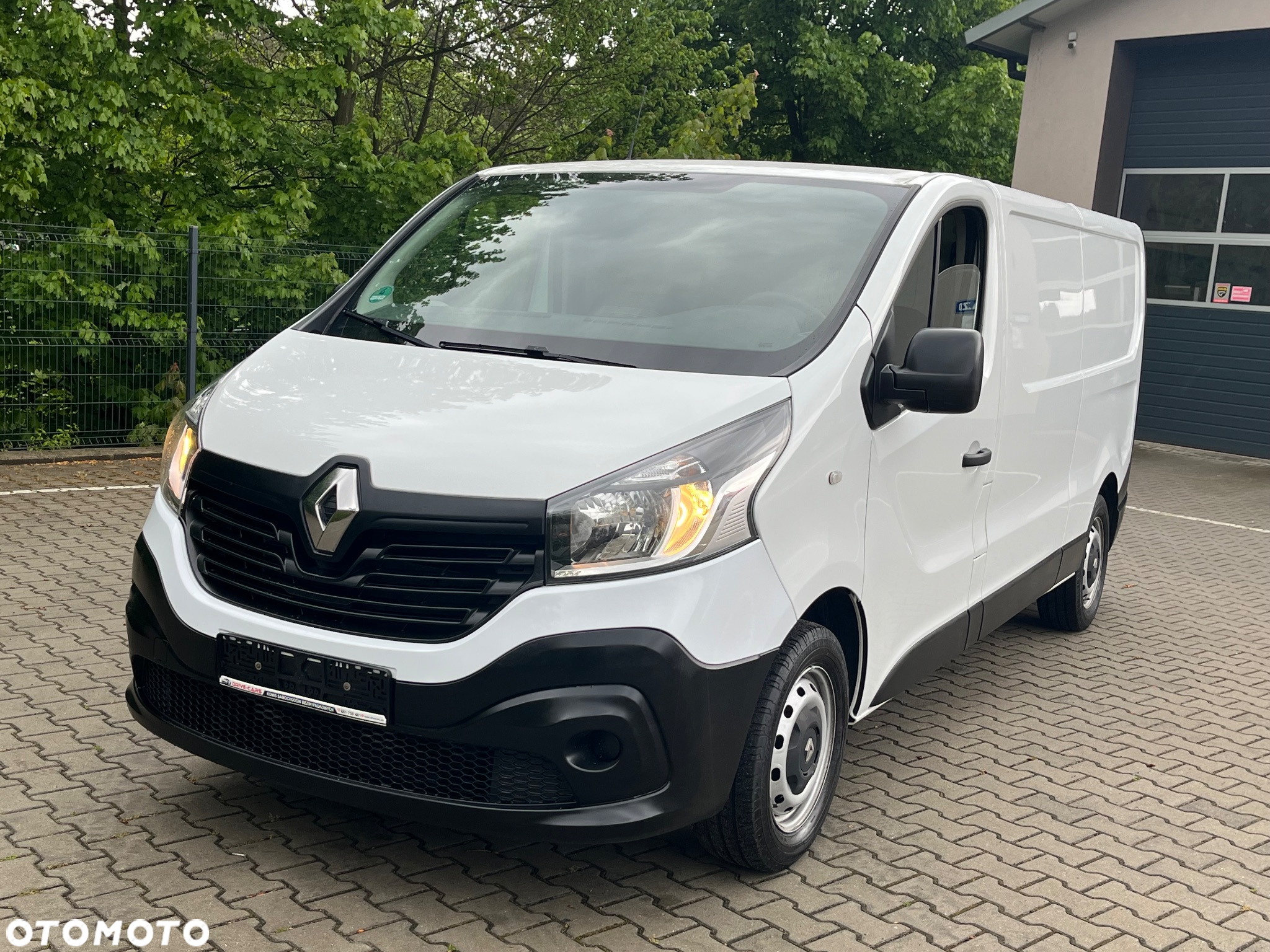 Renault trafic - 3