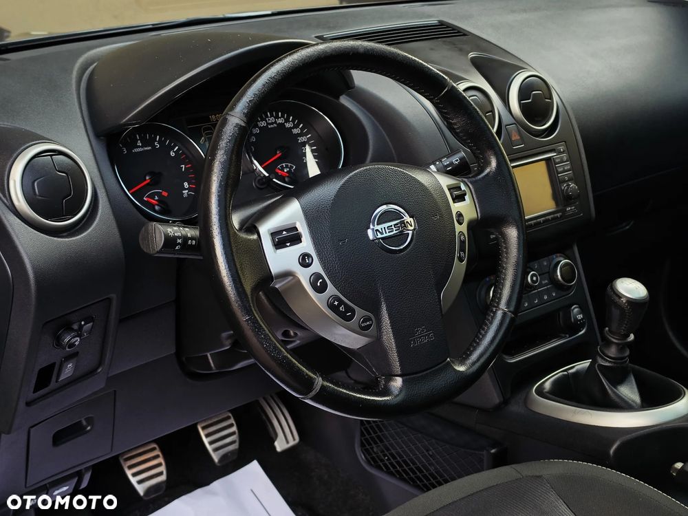 Nissan Qashqai 2.0 4 x 4 tekna - 6