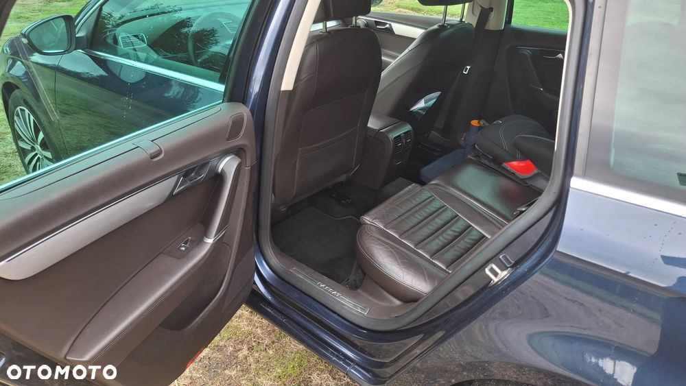 Volkswagen Passat 1.6 TDI Comfortline - 8